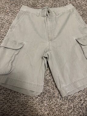 Polo by Ralph Lauren Men's Light Grey Cargo Shorts